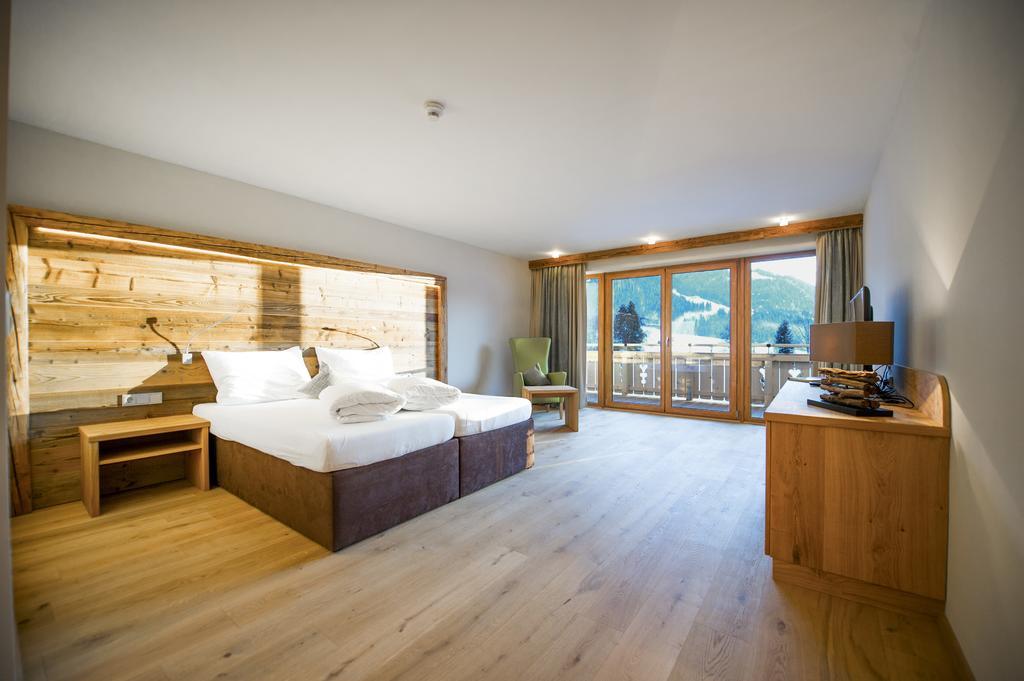 ホテル Franzlhof ゼル 部屋 写真